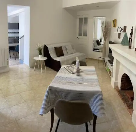 Villa T4 A 100M De La Plage Nyaraló *